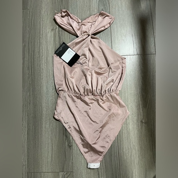 Missguided Swimsuit - Picture 2 of 3